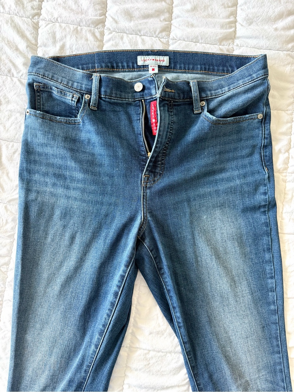 Lucky Brand Women's Medium Blue Skinny Jeans